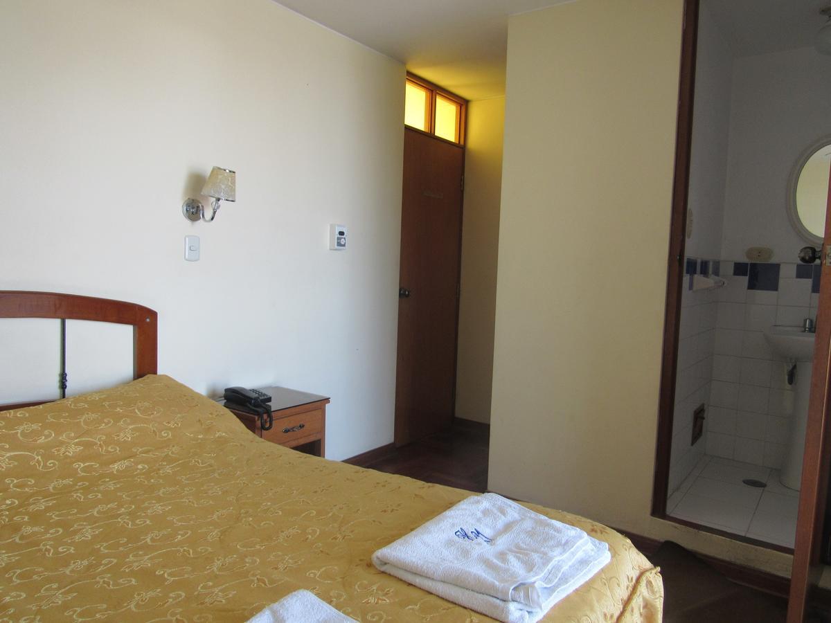 Hostal Siglo 21 Tacna Kültér fotó