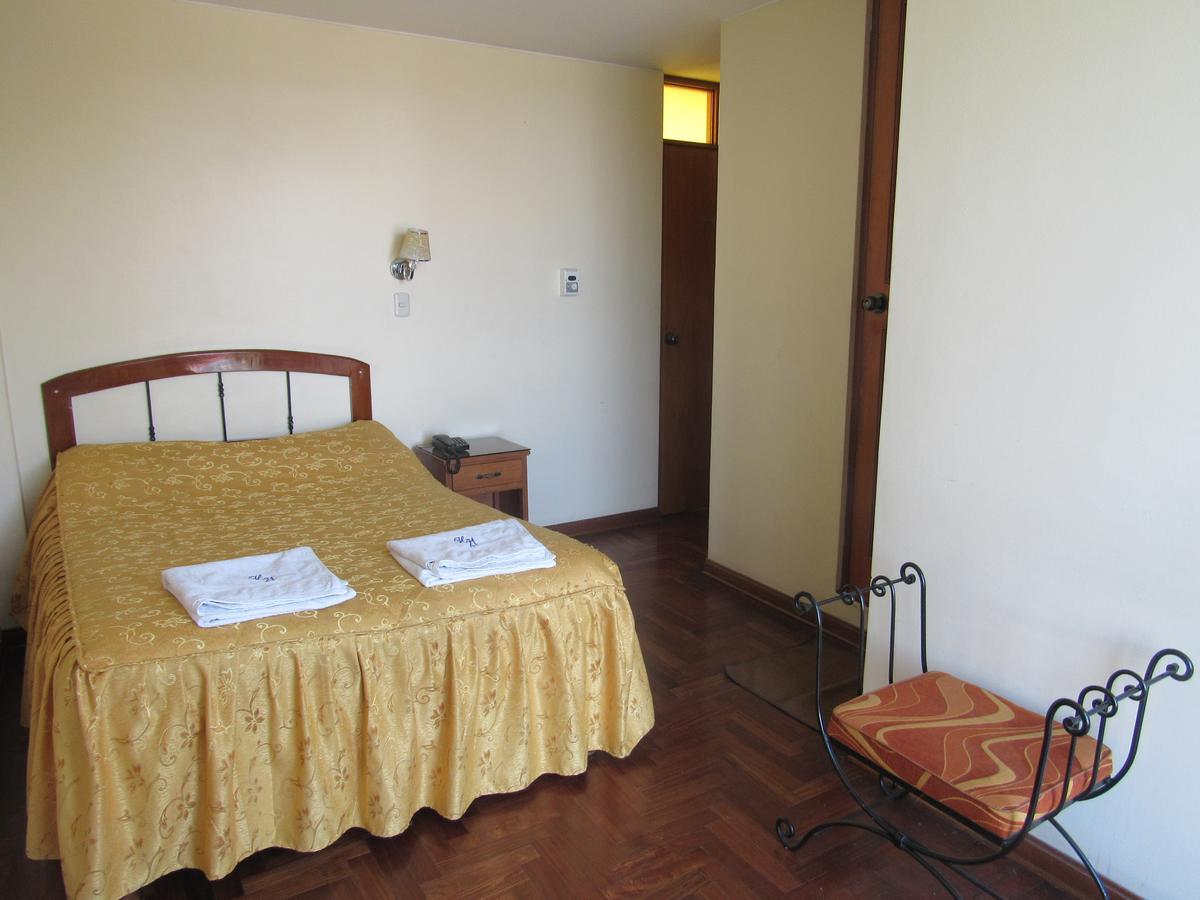 Hostal Siglo 21 Tacna Kültér fotó